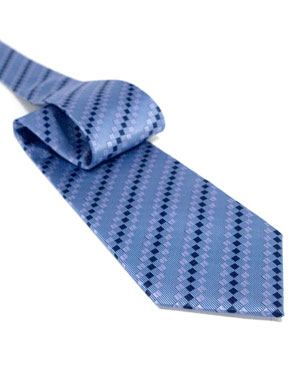 Two Toned Falling Diamonds Tie in Light Blue/Silver/Navy Blue
